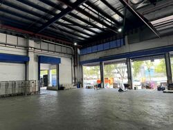 Moreton Logistics Centre (D5), Warehouse #485018011